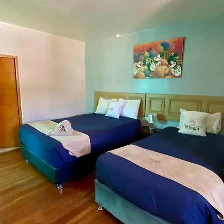 Santa Ana Garden House